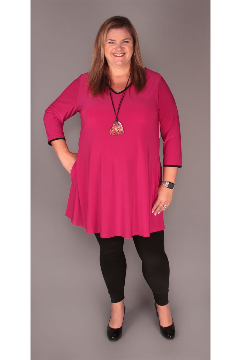 Reversible trapeze tunic with magenta tip